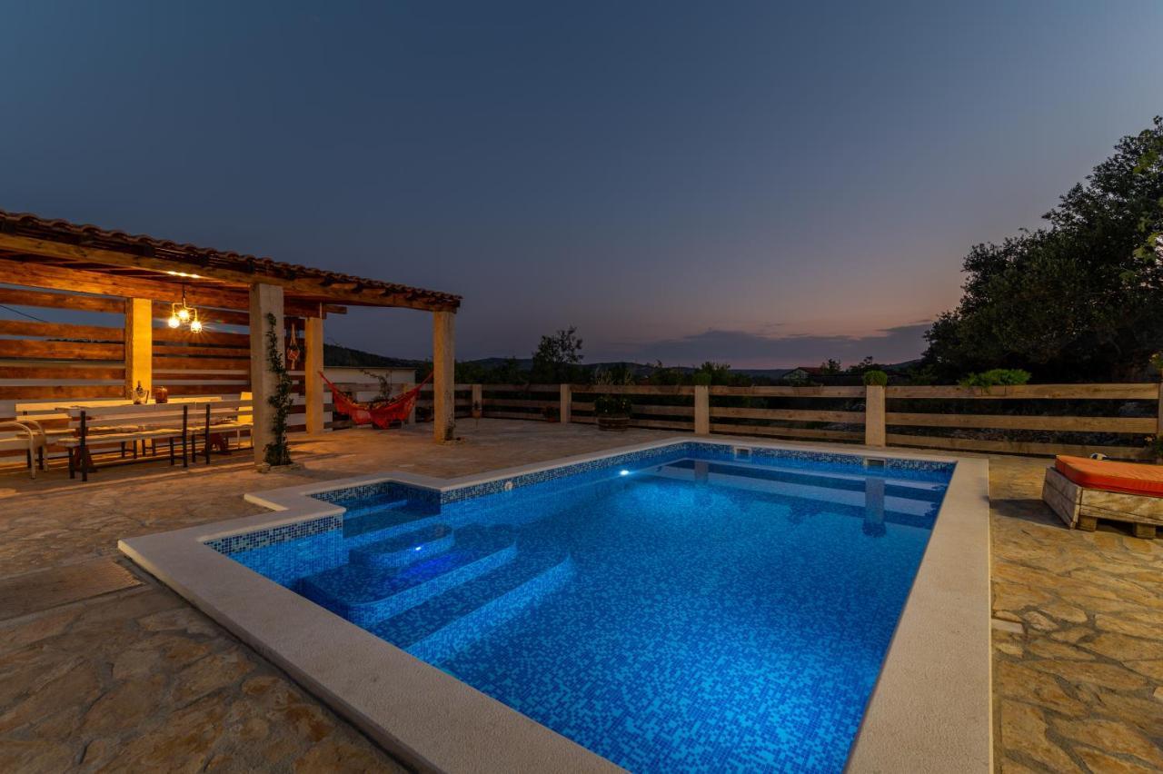 Eden Mediterranean House Vrsine ภายนอก รูปภาพ