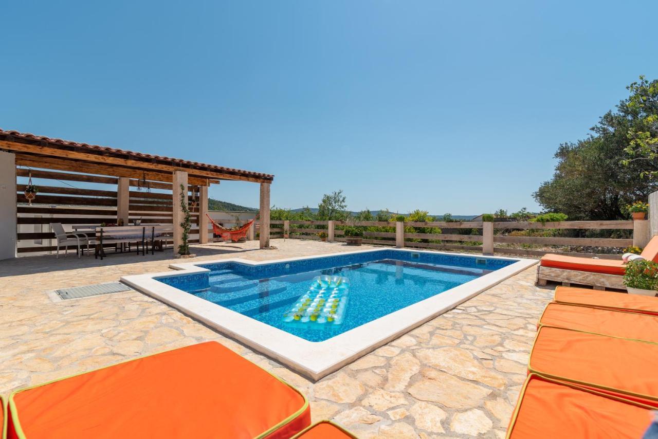 Eden Mediterranean House Vrsine ภายนอก รูปภาพ